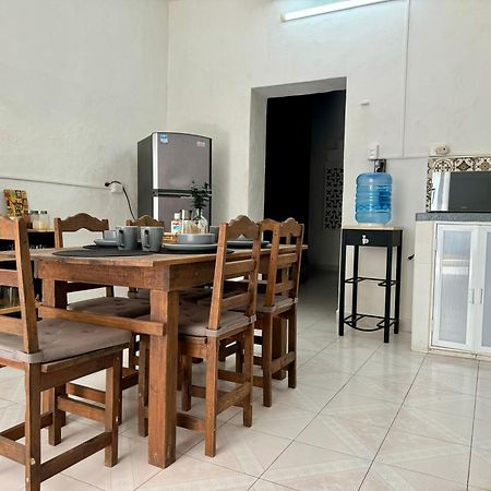 Casita Azul Colonial En El Centro De Merida. المظهر الخارجي الصورة