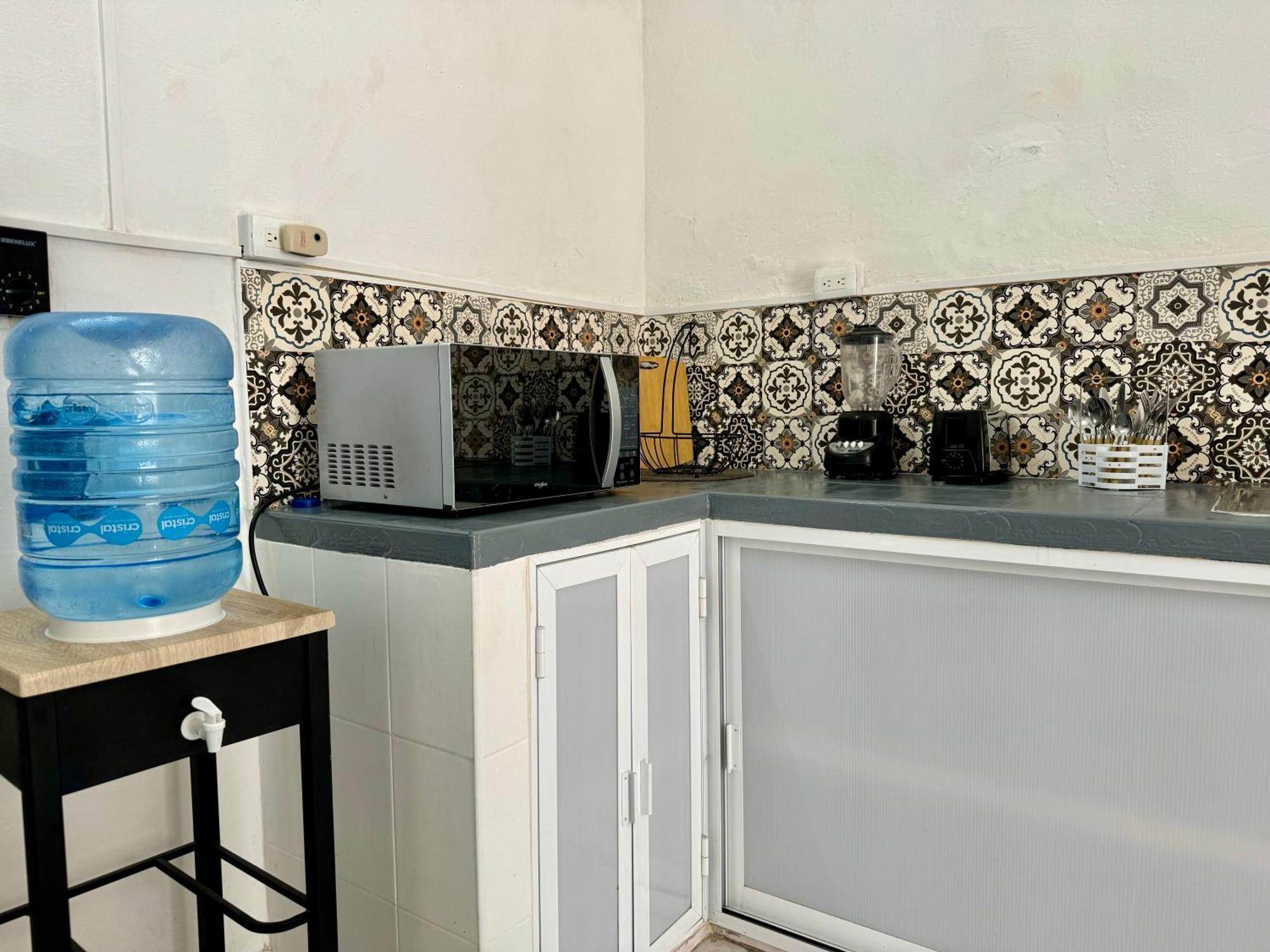 Casita Azul Colonial En El Centro De Merida. المظهر الخارجي الصورة